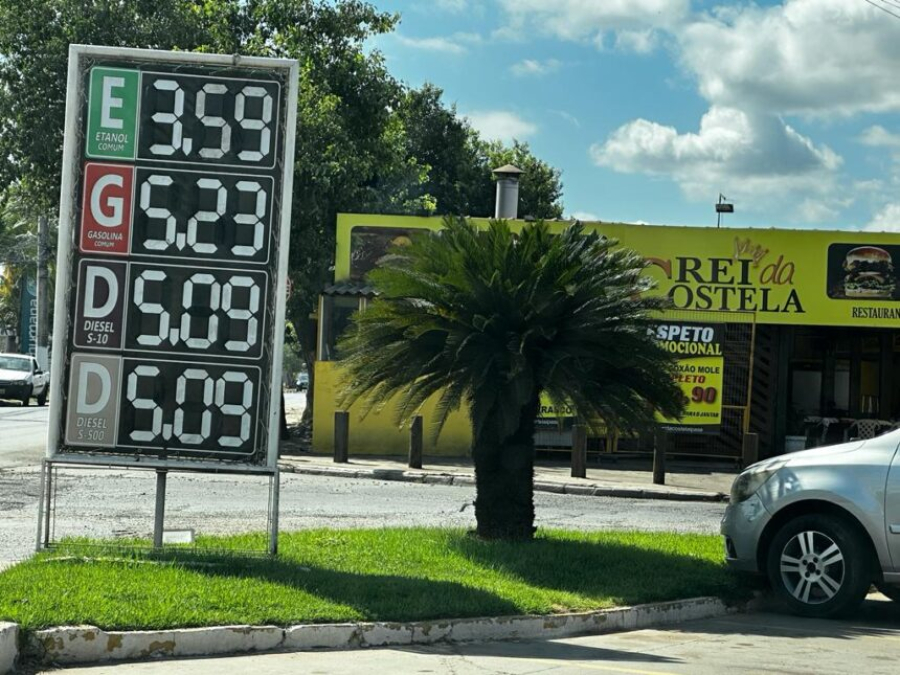 Diesel mais barato em MT não chega na bomba enquanto postos não queimarem estoque antigo, diz Sindipetróleo